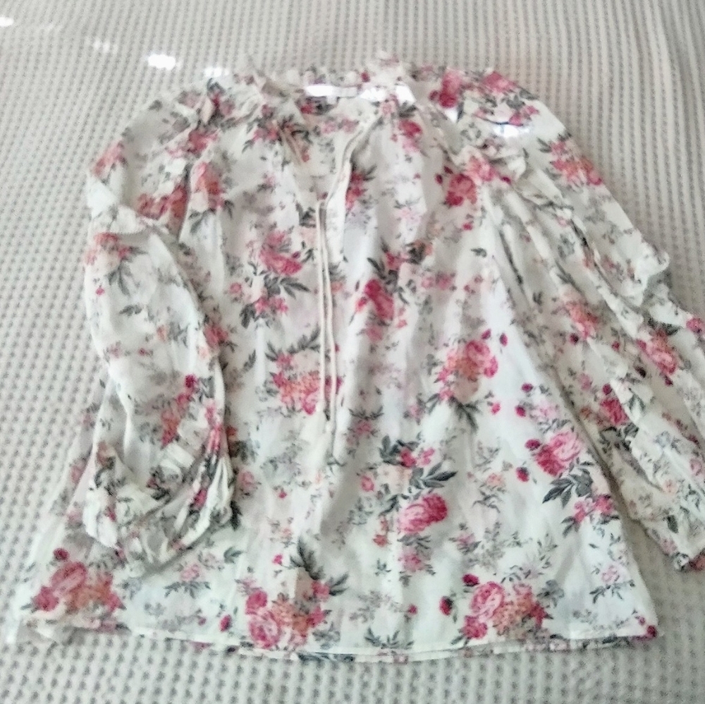 *NEW! OLIVIACEOUS LONG SLEEVE FLORAL TIERED RUFFLED BOHEMIAN TOP SIZE SMALL